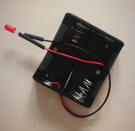 C Cell battery holder with blinking LED